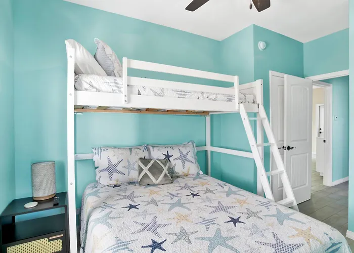 Holiday home Sunride Shores House
